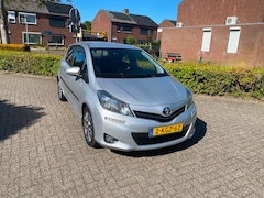 Toyota Yaris - 1.3 VVT-i Dynamic