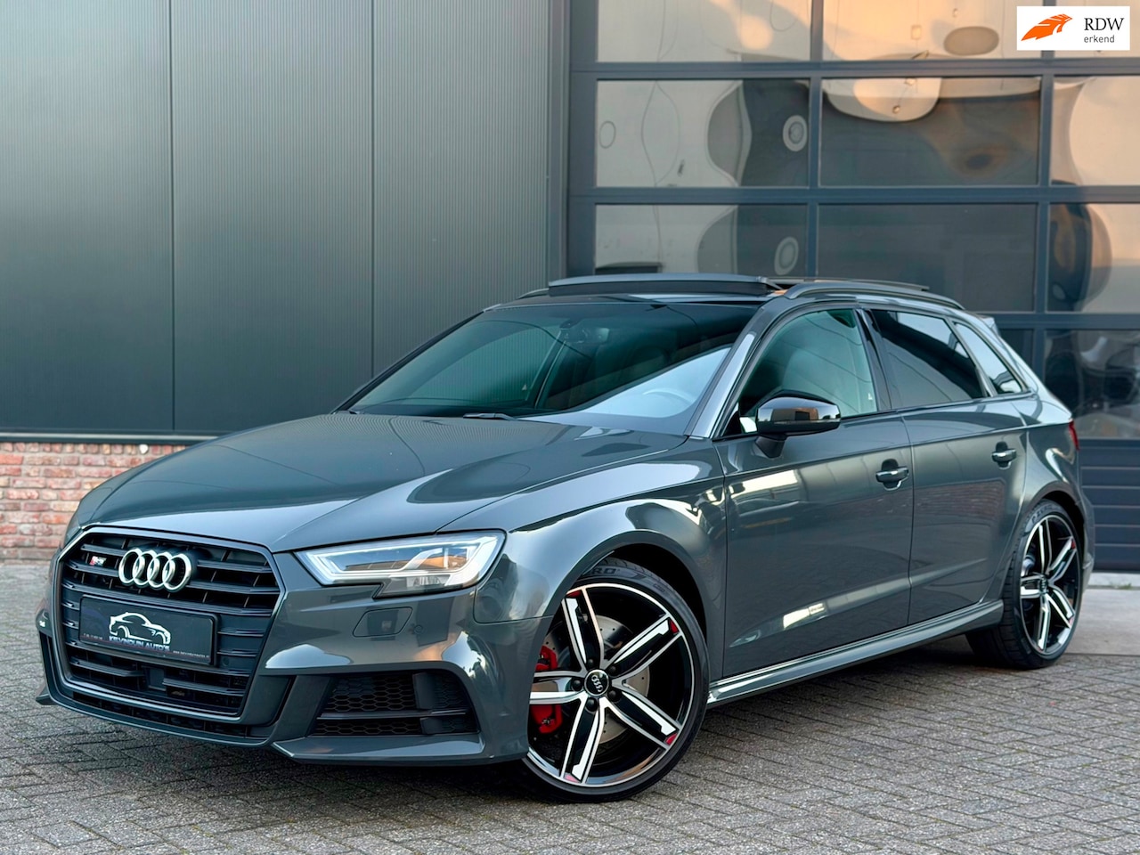 Audi A3 Sportback - 2.0 TFSI S3 quattro Pro Line Plus 2.0 TFSI S3 quattro Pro Line Plus - AutoWereld.nl