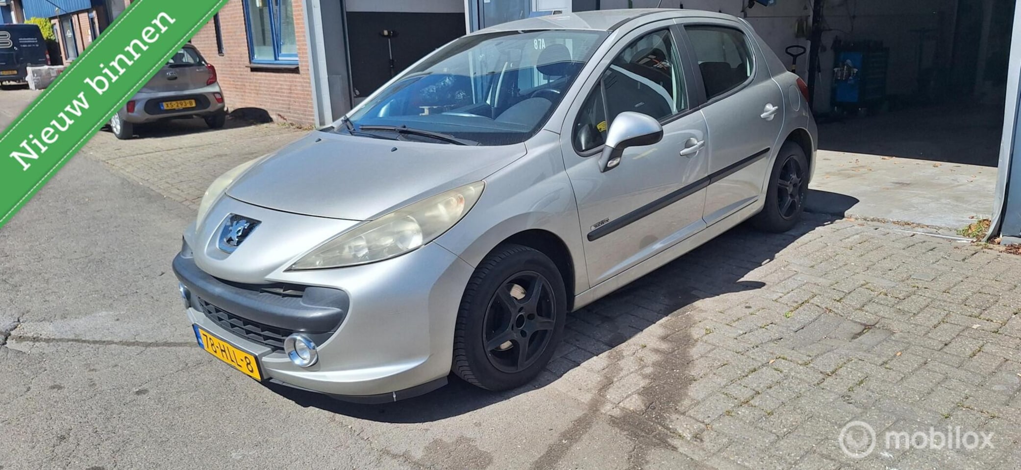 Peugeot 207 - 1.4 VTi X-Line 1.4 VTi X-line - AutoWereld.nl