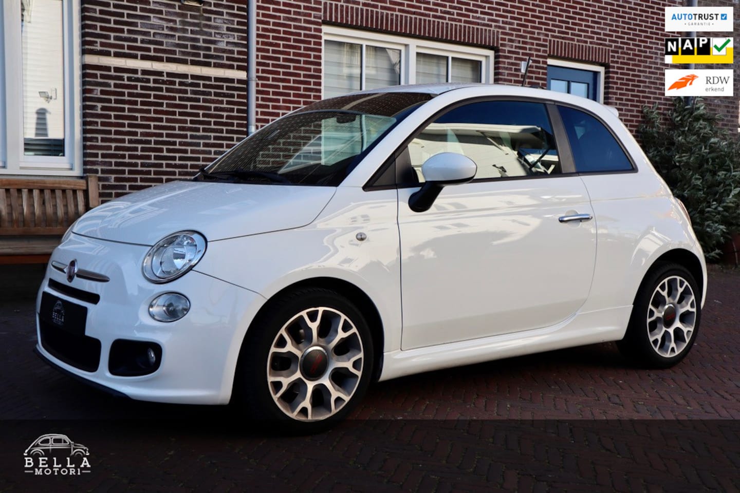 Fiat 500 - 0.9 S TwinAir | Sport | Digitale cockpit | Apple CarPlay | Sportstoelen | 16 inch lichtmet - AutoWereld.nl