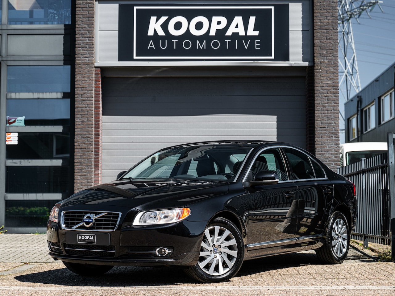 Volvo S80 - 1.6 T4 Momentum | Leer | Dealer Onderhouden | Trekhaak | NAP - AutoWereld.nl