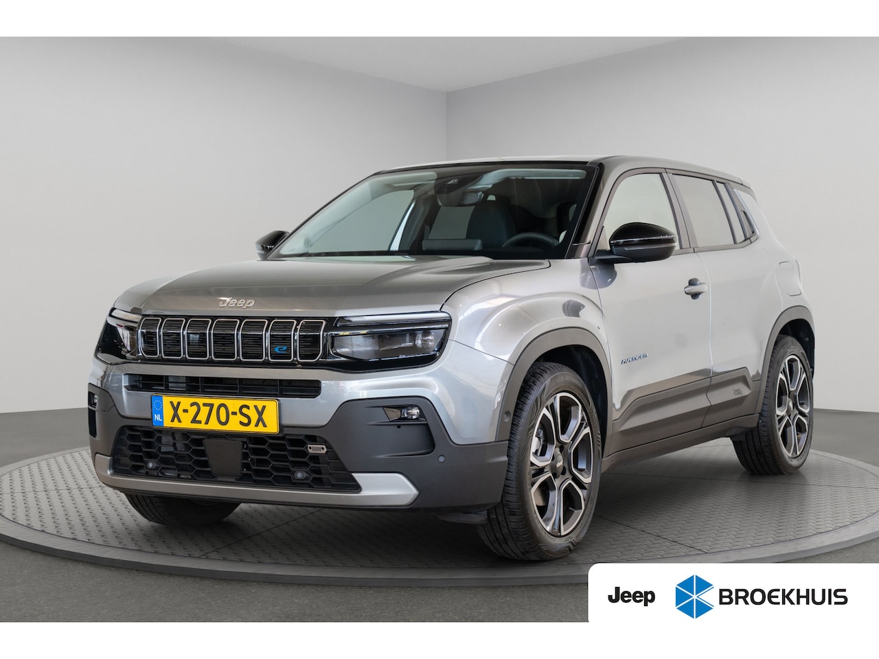 Jeep Avenger - 1st Edition 54 kWh | Camera | Elektrische Achterklep | Navigatie | Apple Carplay & Android - AutoWereld.nl