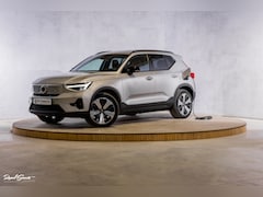 Volvo XC40 - Recharge Ultimate 70 kWh | Zwenkbare trekhaak | Panorama dak | Adaptieve cruise | Harman K