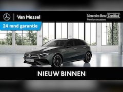 Mercedes-Benz A-klasse - 180 Business Solution AMG /Panoramadak /19 Inch /Nightpakket /CarPlay