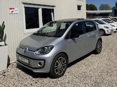 Volkswagen Up! - 1.0 CUP up Highline Pano Navigatie Stoelverw