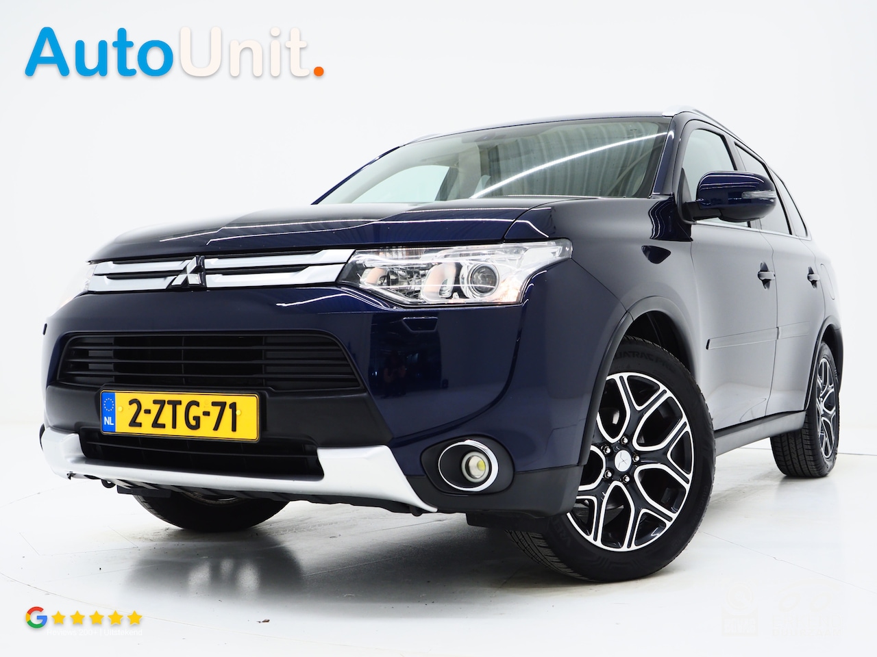 Mitsubishi Outlander - 2.0 Instyle 4WD 7P | Schuifdak | Trekhaak | Leder | Camera | Keyless | Cruise | Stoelverwa - AutoWereld.nl