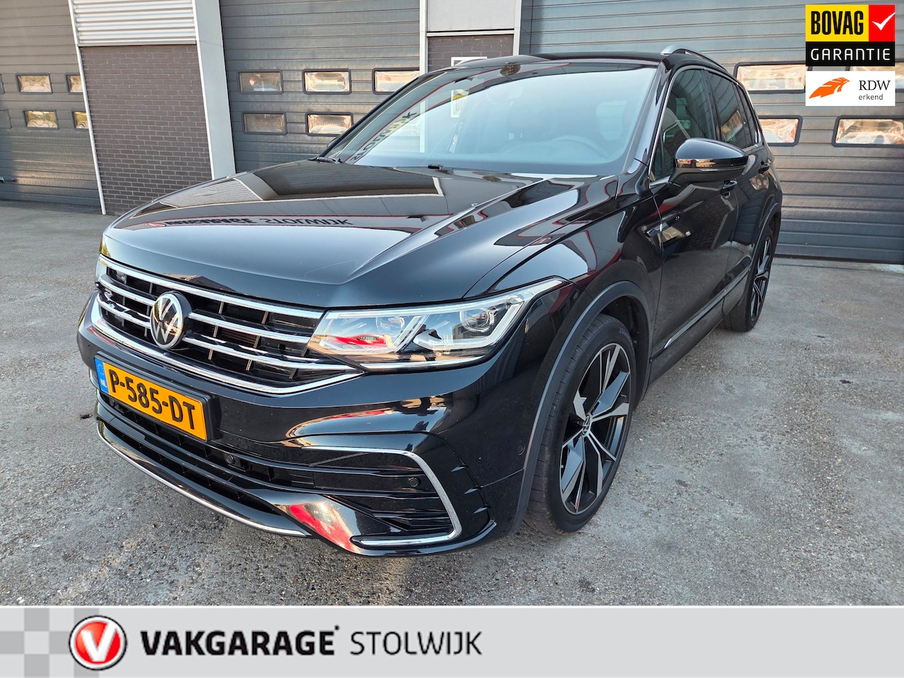 Volkswagen Tiguan - 1.5 TSI R-Line Business 1.5 TSI R-Line Business+, Automaat, Panorama dak, Trekhaak, BTW Auto. - AutoWereld.nl