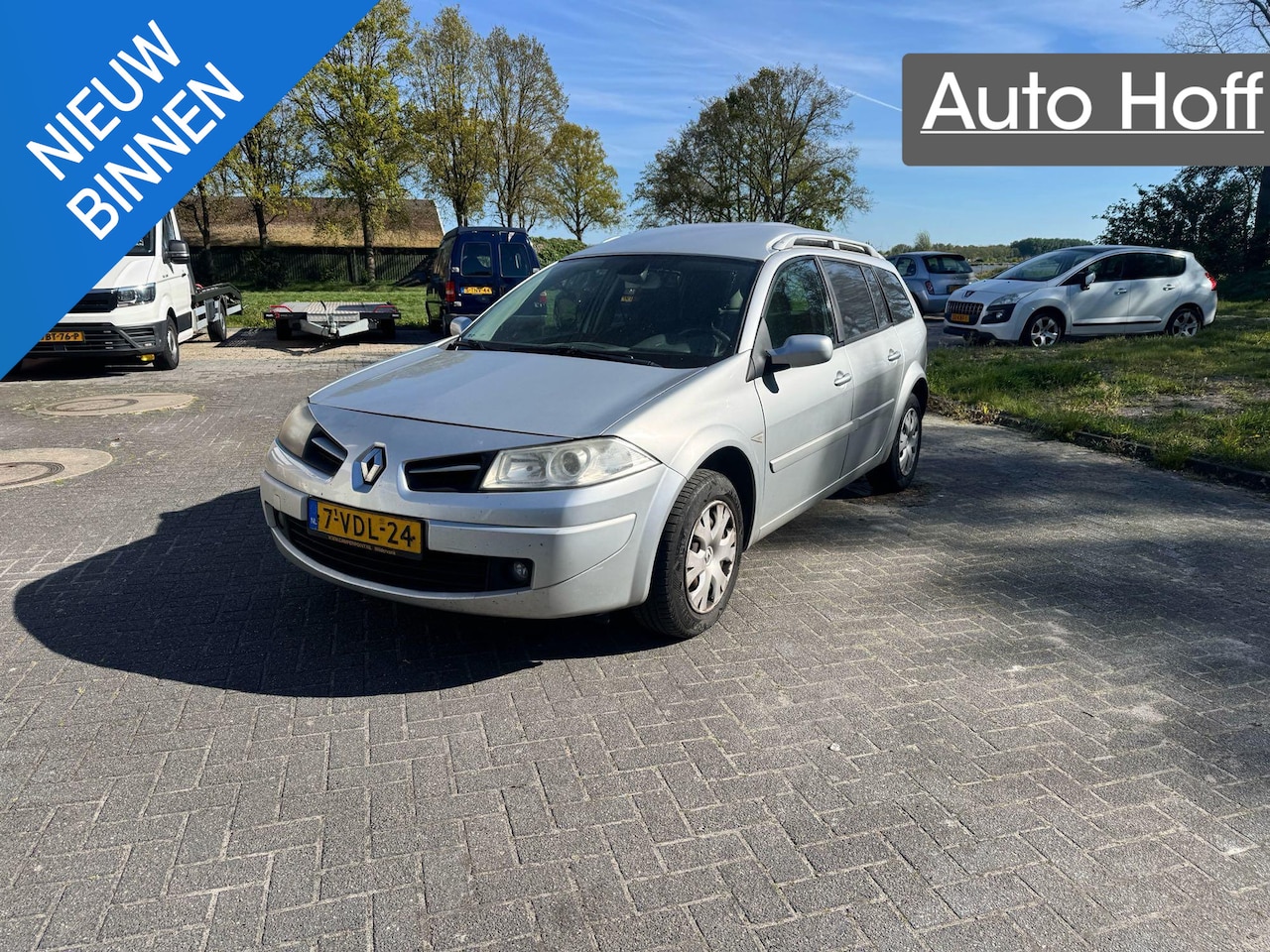 Renault Mégane - 1.5 dCi Business Line | Autom. Airco | Cruise Control | Elekt. Ramen | APK tot 30-04-2027! - AutoWereld.nl
