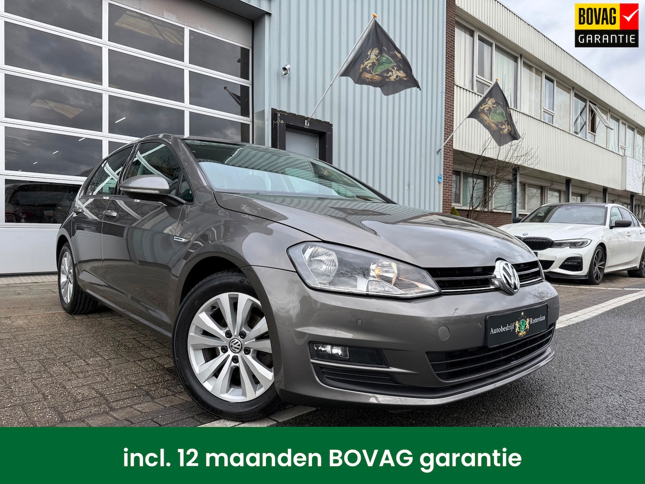 Volkswagen Golf - 1.0 TSI Comfortline Bluemotion PDC/LM16/NAVI - AutoWereld.nl