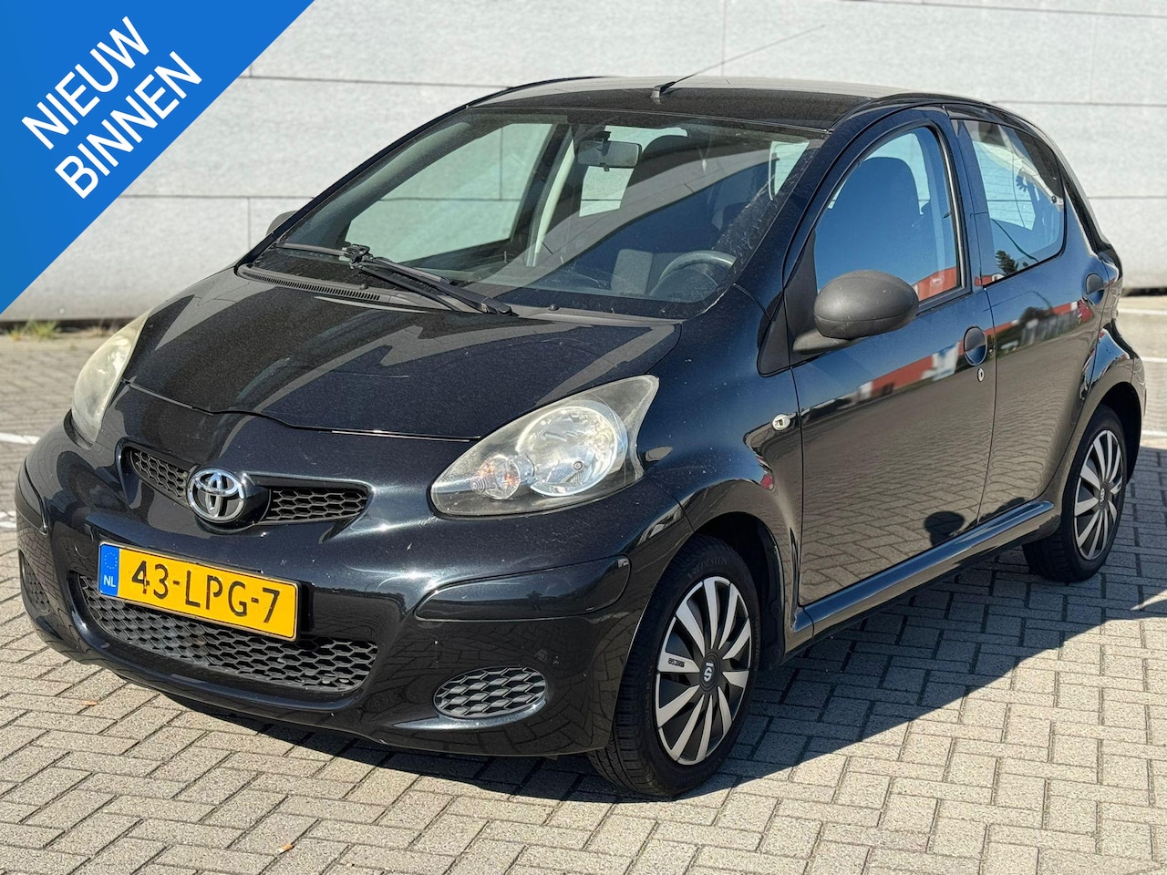Toyota Aygo - 1.0-12V AIRCO/NAVI/NW KOPPELING - AutoWereld.nl