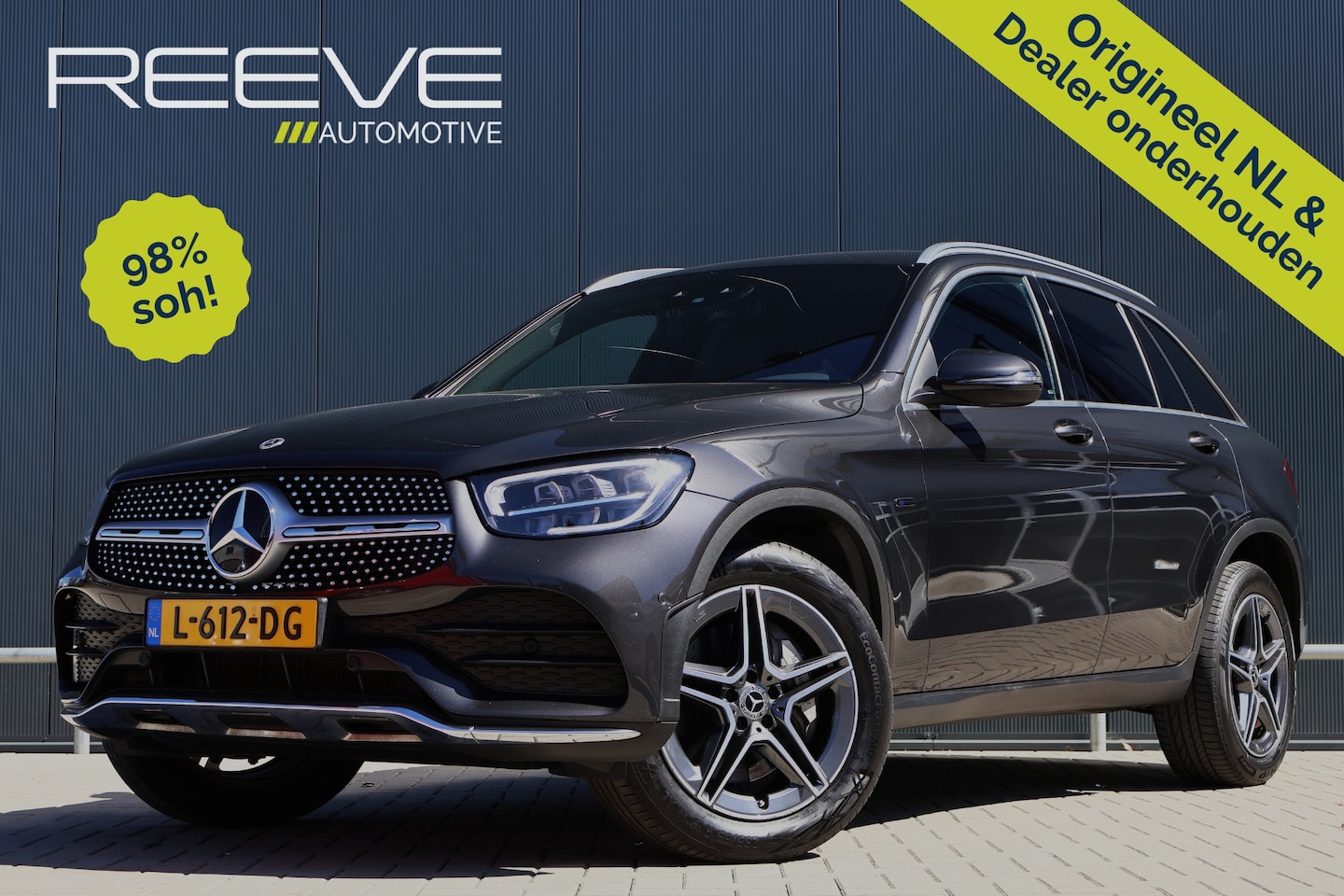Mercedes-Benz GLC-klasse - 300e 4MATIC Business Solution AMG | 98% soh! | NL auto | Stoelverwarming | Camera | DAB+ | - AutoWereld.nl