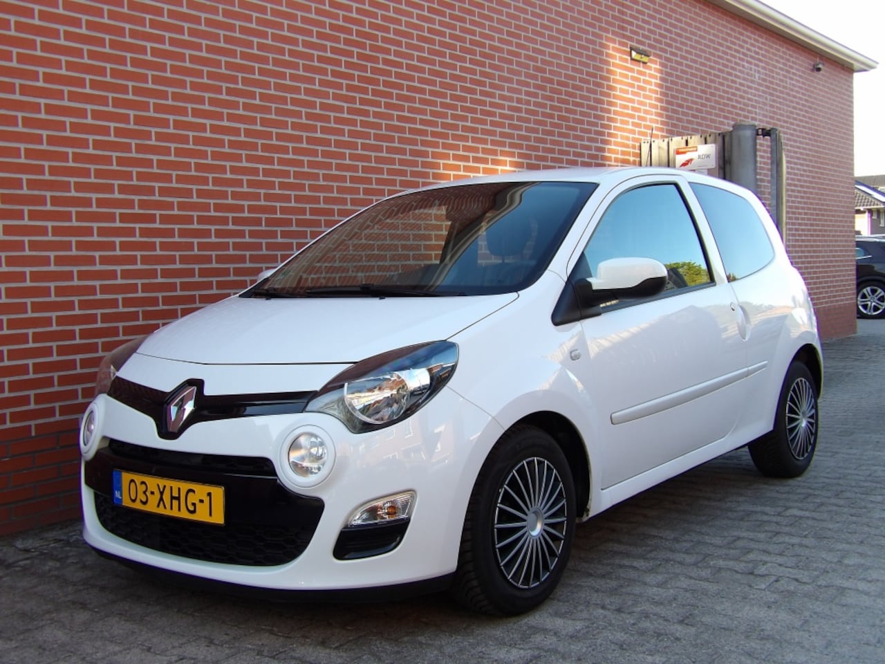 Renault Twingo - 1.2-16V Collection 1.2 16V Collection - AutoWereld.nl