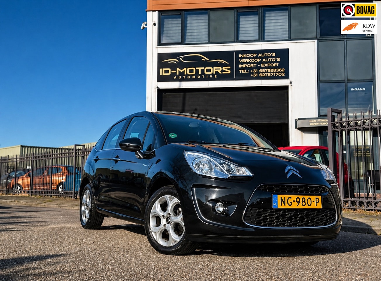 Citroën C3 - 1.6 VTi Exclusive Automaat Pano LUXE uitvoering Trekhaak - AutoWereld.nl