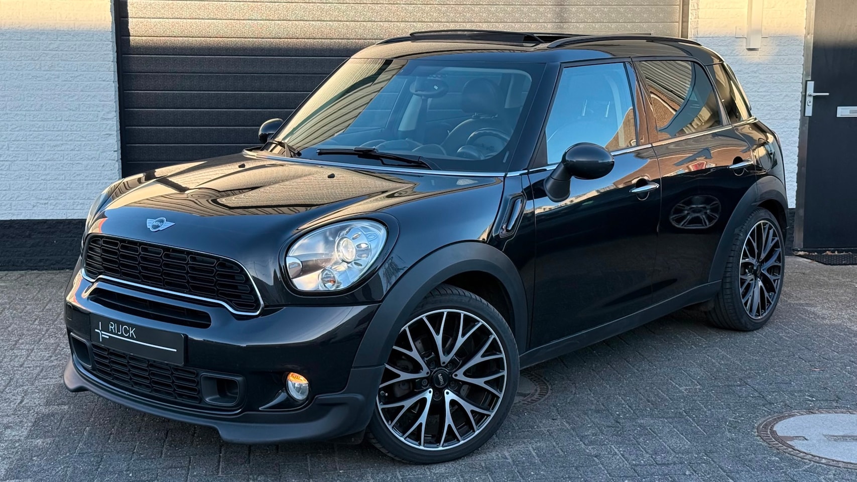 MINI Countryman - Mini 1.6 Cooper S Chili JCW | VOL! | Pano | Leder | HK | 19” | 1e Eig - AutoWereld.nl