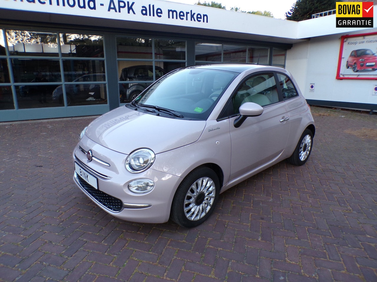 Fiat 500 - 1.0 Hybrid Dolce Vita Apple Car play/Android/Navi./Airco/17"LMV/Sportstoelen Half leder/Cr - AutoWereld.nl