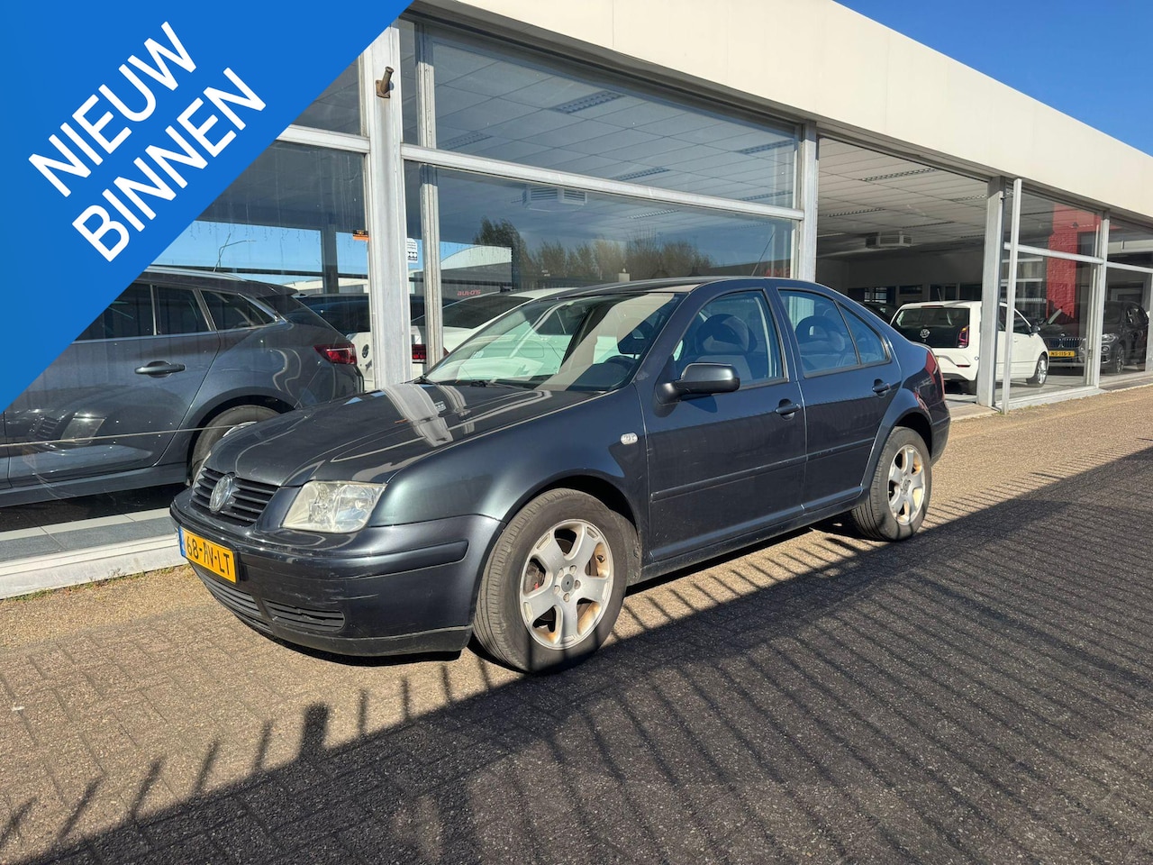 Volkswagen Bora - 2.0 Comfortline | 3e eigenaar | Automaat | Elektrische ramen | APK tot 31-05-2027 | NAP | - AutoWereld.nl