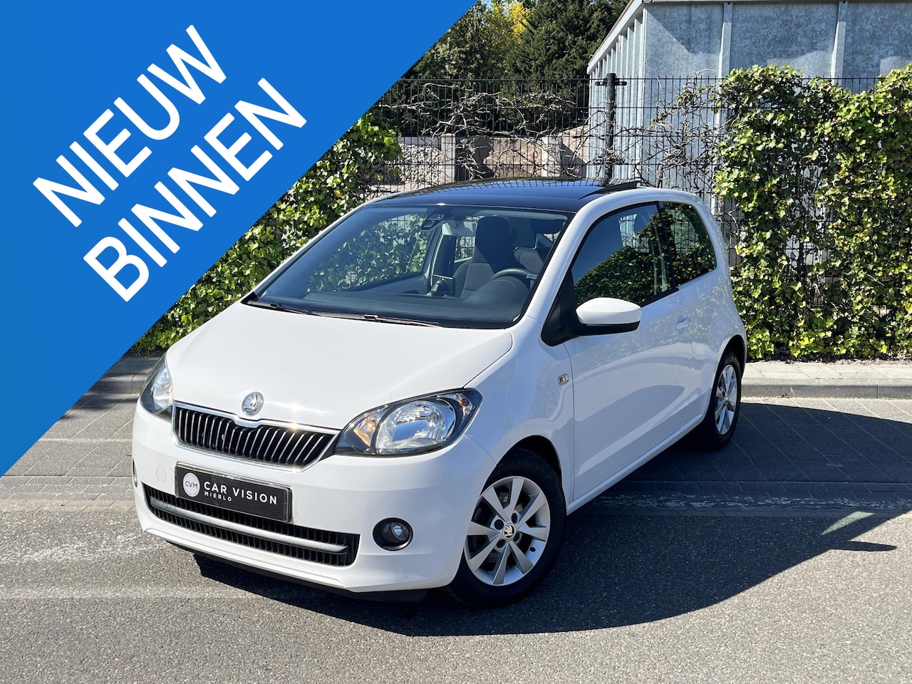 Skoda Citigo - 1.0 Sport * Pano * Navi * PDC * Garantie - AutoWereld.nl