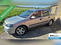 Opel Astra - 1.8-16V Edition