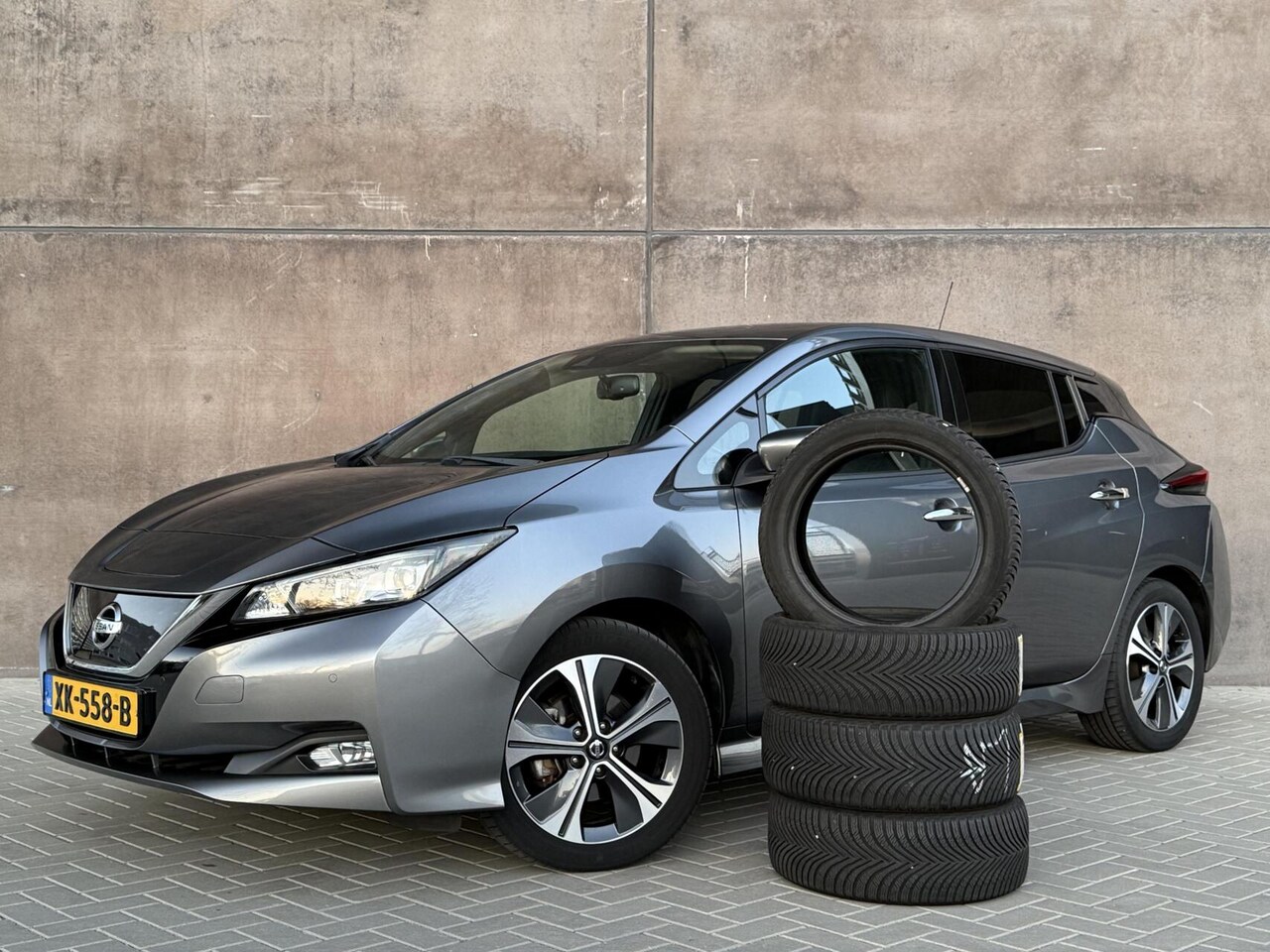 Nissan LEAF - Tekna 40 kWh | 1ste eig. | Dealer onderhouden | Camera | CarPlay | Stoel/Stuurverwarming | - AutoWereld.nl