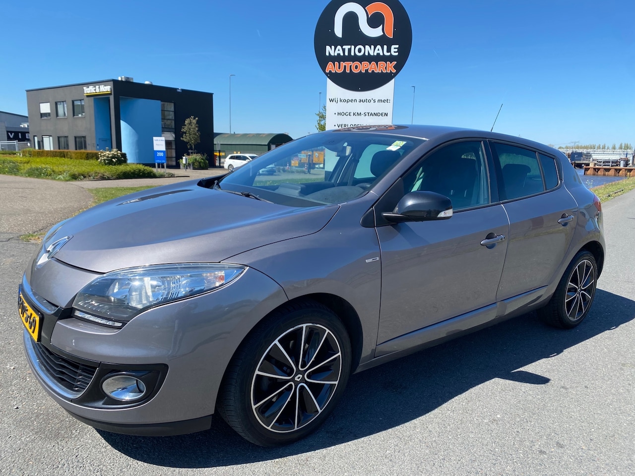 Renault Mégane - 2012 * 1.5 dCi BOSE * EURO 5* APK * - AutoWereld.nl