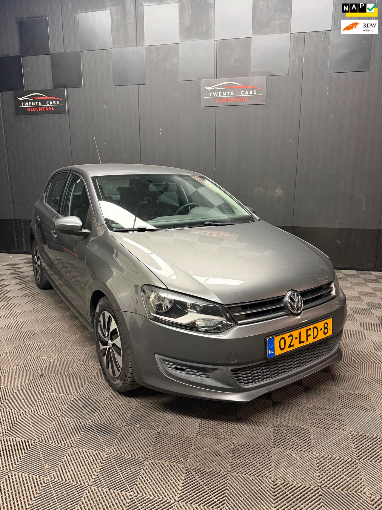 Volkswagen Polo - 1.2 TSI Comfortline | Airco | Cruise | Nieuwe APK | - AutoWereld.nl