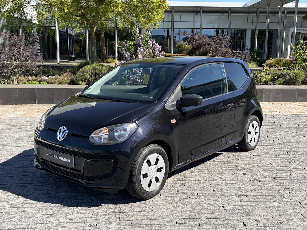 Volkswagen Up! - 1.0 high up! / Airco / New koppeling / Rijklaar / - AutoWereld.nl