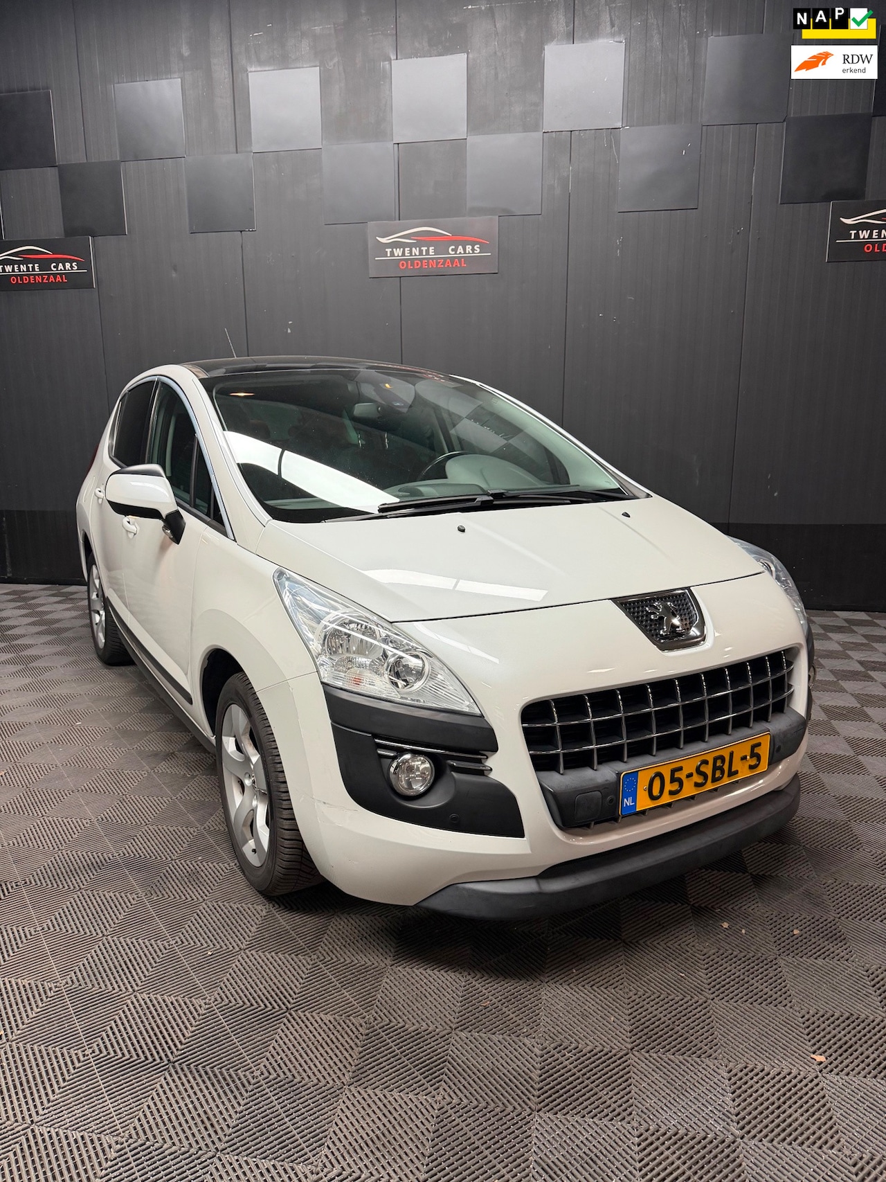 Peugeot 3008 - 1.6 THP ST | Pano | Clima | Navi | Nieuwe APK | - AutoWereld.nl
