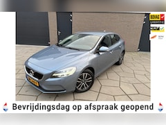 Volvo V40 - 2.0 T2 Nordic+ LUXURY|Nederlandse auto|Navi , LED verlichting en ASR