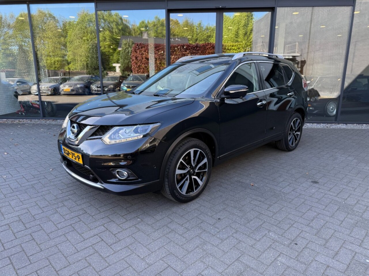 Nissan X-Trail - 1.6 DIG-T X-SCAPE 7Pers,Pano,LED,Lane Ass.,BLIS,Cam360,Stoelverw,Navi,Clima,Trekhk,Cruise - AutoWereld.nl