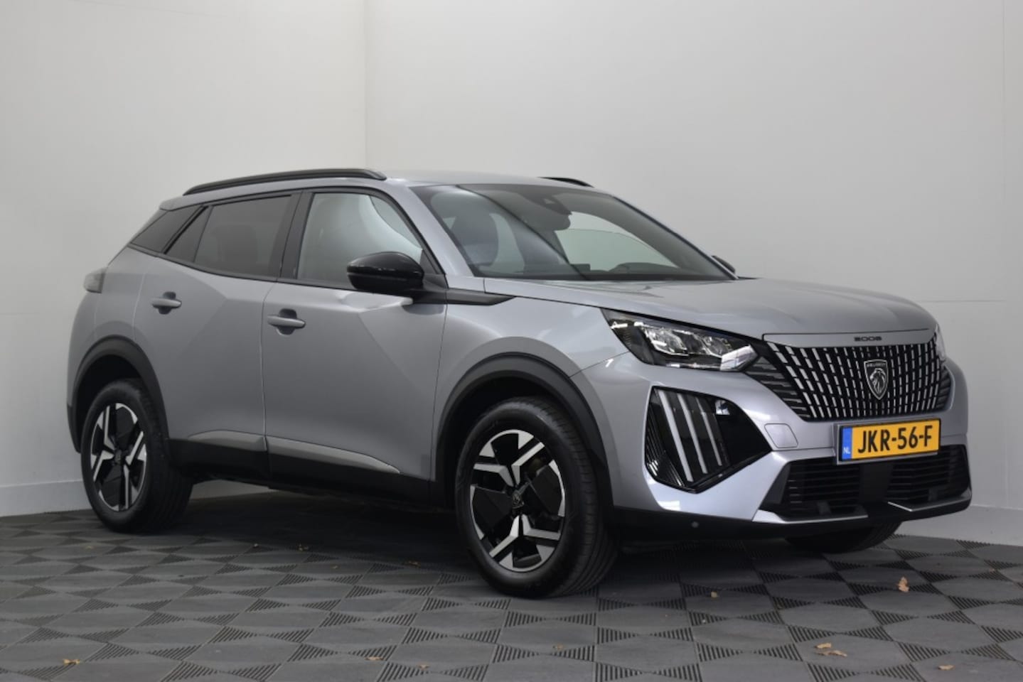 Peugeot 2008 - 1.2 PureTech Allure 1.2 PureTech 100PK Allure - AutoWereld.nl