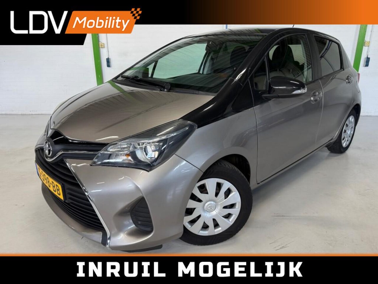 Toyota Yaris - 1.3 VVT-I DYNAMIC / Automaat / Camera / Stoelverwarming / Bluetooth / Onderhoudsboekjes aa - AutoWereld.nl