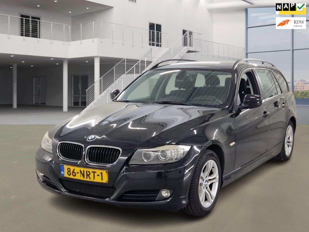 BMW 3-serie Touring - 318i Business Line 318i Business Line - AutoWereld.nl