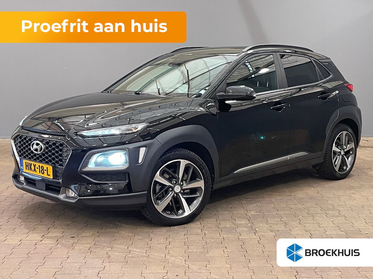Hyundai Kona - 1.6 T-GDI Premium | Head up display | Achteruitrijcamera | Stoelverwarming + stuurwiel ver - AutoWereld.nl