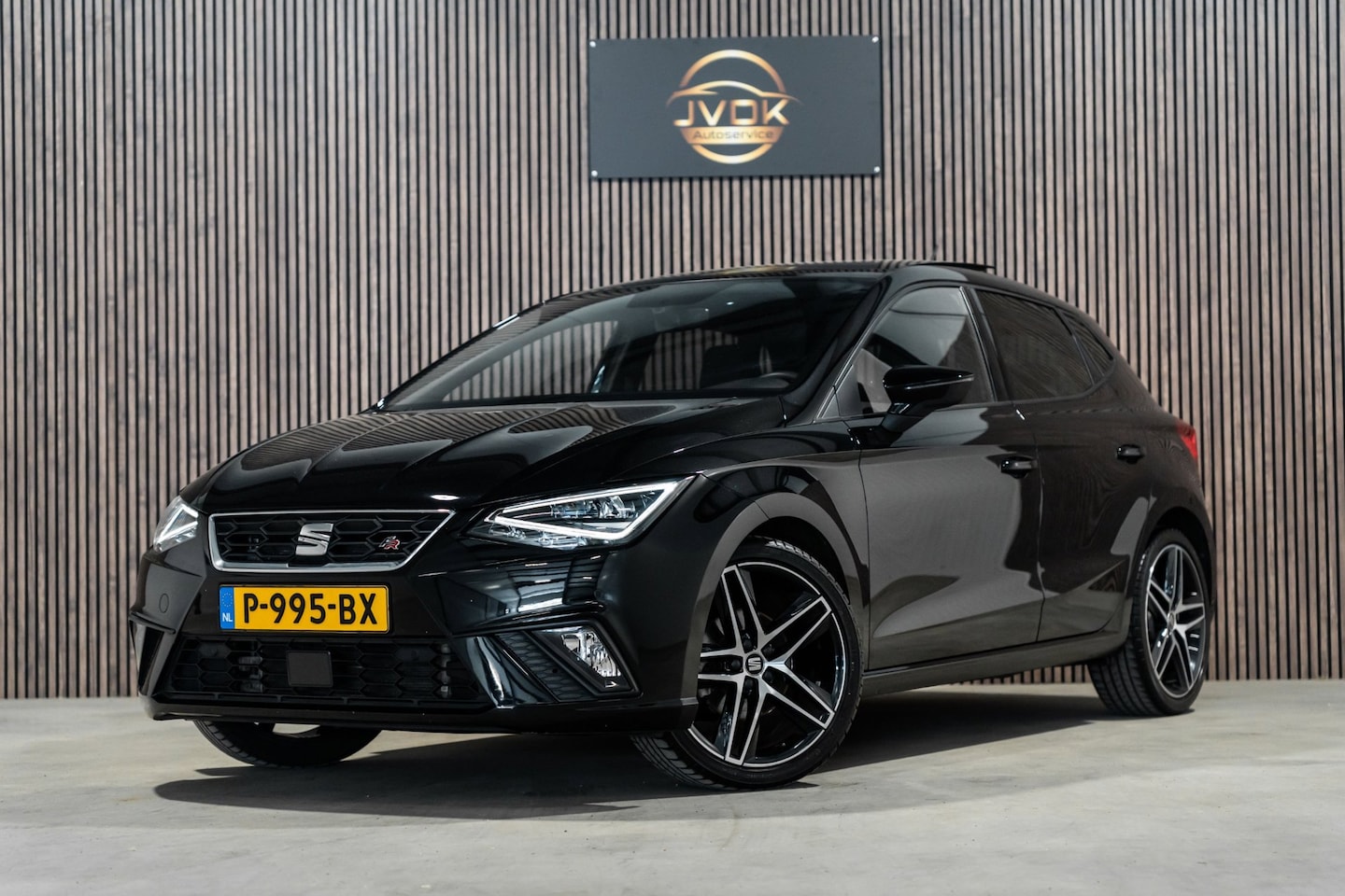 SEAT Ibiza - 1.0 TSI FR DSG PANO LED NAVI FULL - AutoWereld.nl