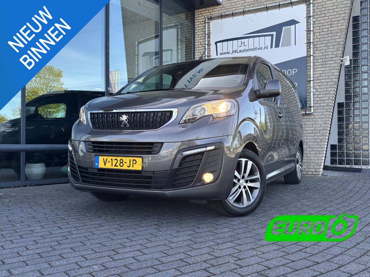 Peugeot Expert - 226C 1.6 BlueHDI*ECC*CRUISE*NAVI*HAAK*CAM*CARPLAY* - AutoWereld.nl