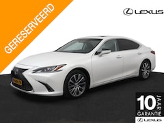 Lexus ES - 300h Preference Line | Schuif-/kanteldak | Lederen bekleding | 18 Inch Lichtmetalen velgen