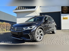 Volkswagen Tiguan - 1.4 TSI eHybrid R-Line Pano camera Matrix btw