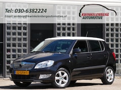 Skoda Fabia - 1.2TSi TOUR/ CARPLAY/ TWO TONE/ VAN A TOT Z DEALER ONDERHOUDEN