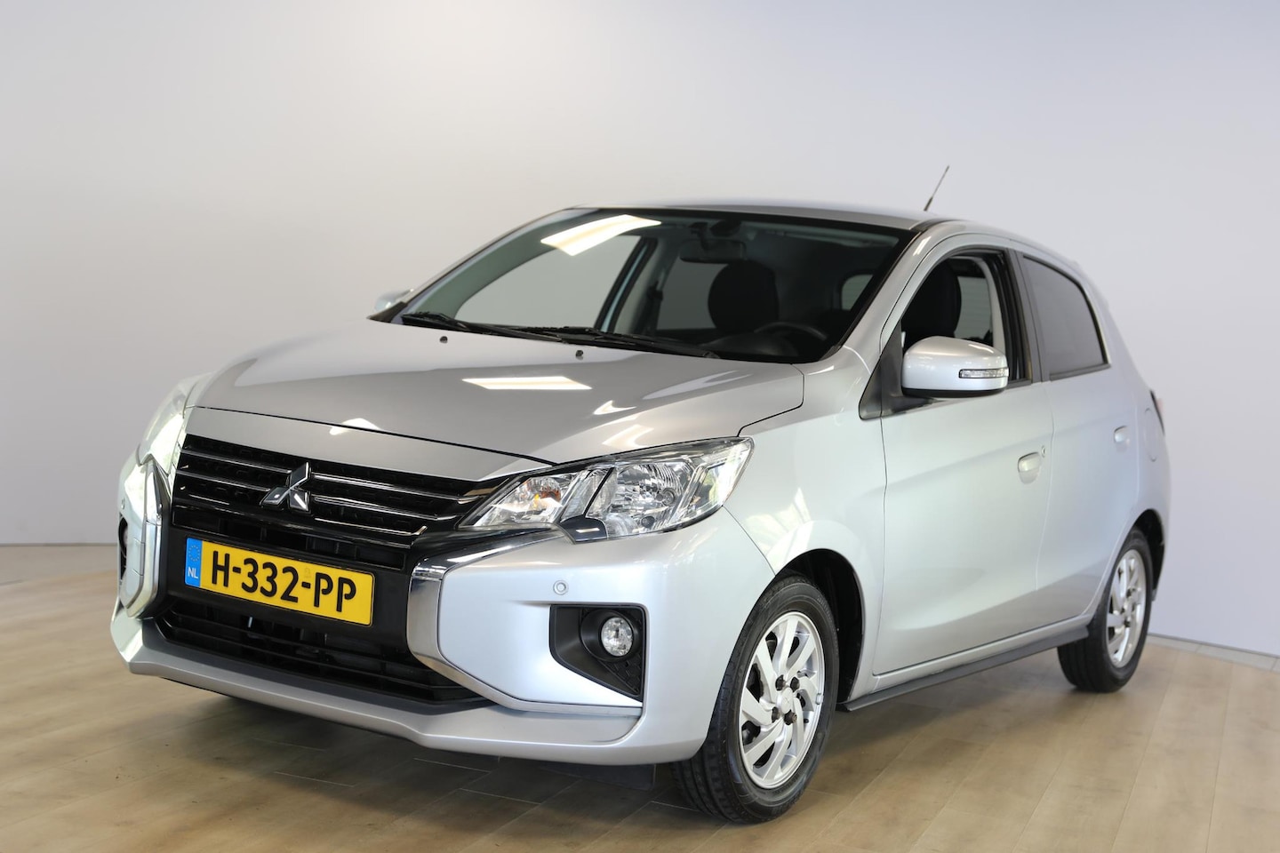 Mitsubishi Space Star - 1.2 Nova | Cruise | Apple Carplay | 1e eigenaar - AutoWereld.nl
