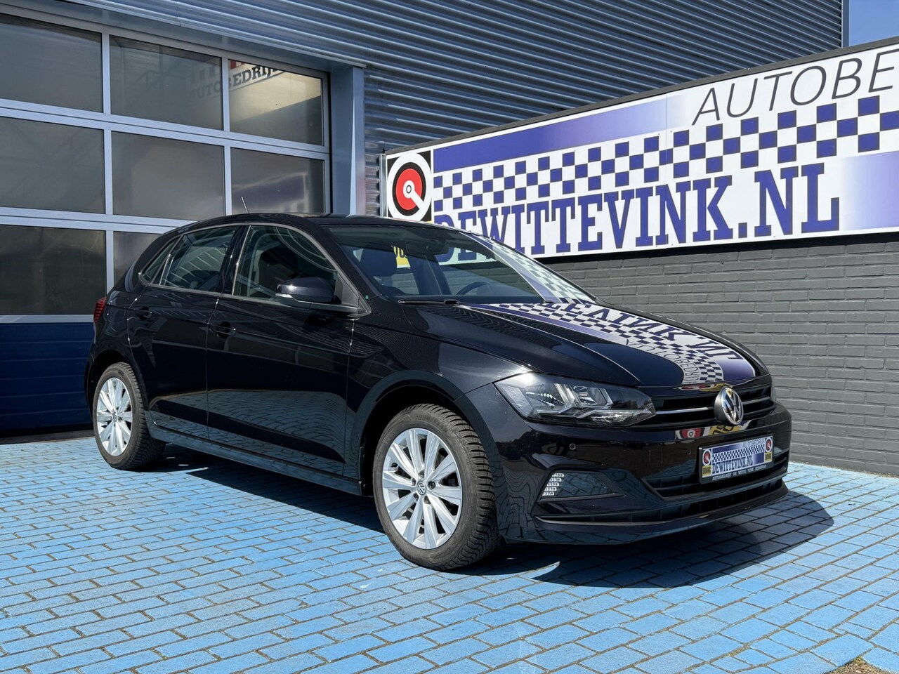 Volkswagen Polo - 1.0 MPI CRUISE PDC APPLE STOELVER. CLIMA LED - AutoWereld.nl