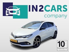 Toyota Auris - 1.8 Hybrid Black Edition *Trekhaak*Lage KM-stand
