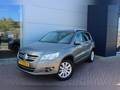 Volkswagen Tiguan - 1.4 TSI 150pk Sport&Style 4Motion Leer Airco Navi Trekhaak 2000kg APK tot 05-02-2027