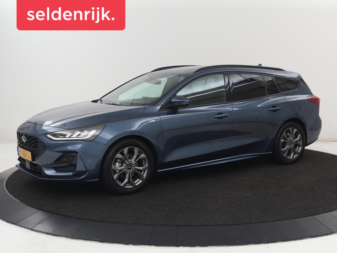 Ford Focus - 1.0 EcoBoost Hybrid ST Line X | Stoel & stuurverwarming | Adaptive cruise | Camera | Navig - AutoWereld.nl