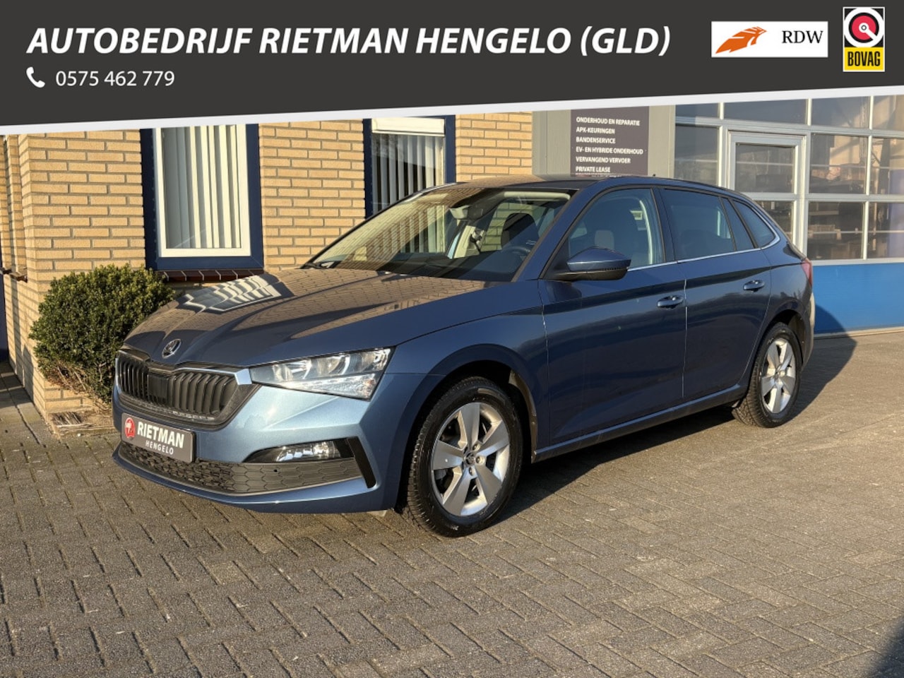 Skoda Scala - 1.0 TSI Sport Bns CARPLAY-ALL SEASON-PARK SENSOR - AutoWereld.nl