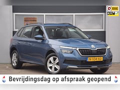 Skoda Kamiq - 1.0 TSI Ambition TREKHAAK WEGKLAPBAAR/PARKEERSENSOREN ACHTER/APPLE CARPLAY