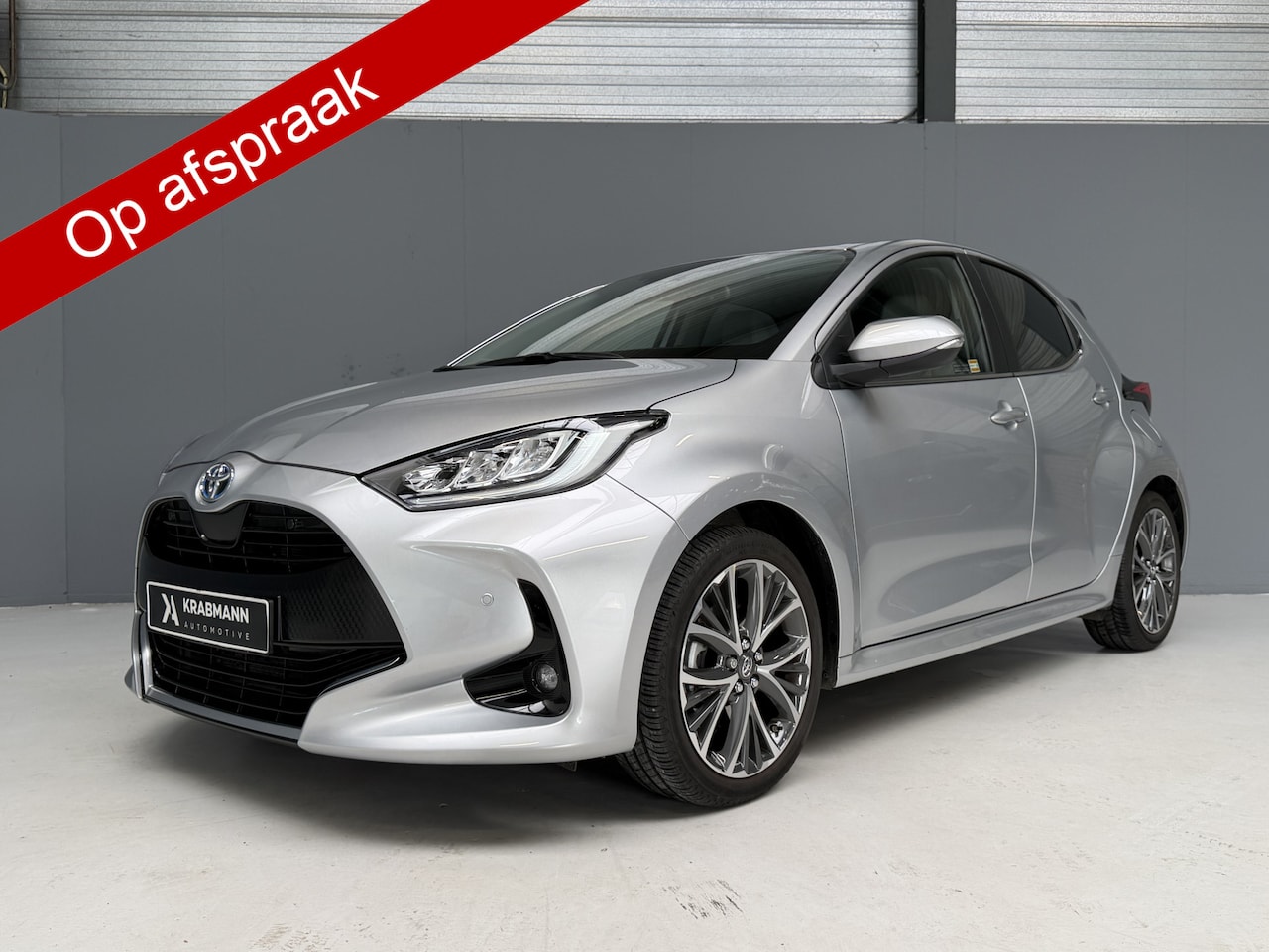 Toyota Yaris - 1.5 Hybrid Executive DAB|JBL|Camera|Carplay|Automaat - AutoWereld.nl
