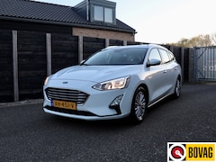 Ford Focus Wagon - 1.0 EcoBoost Titanium Business NL-auto