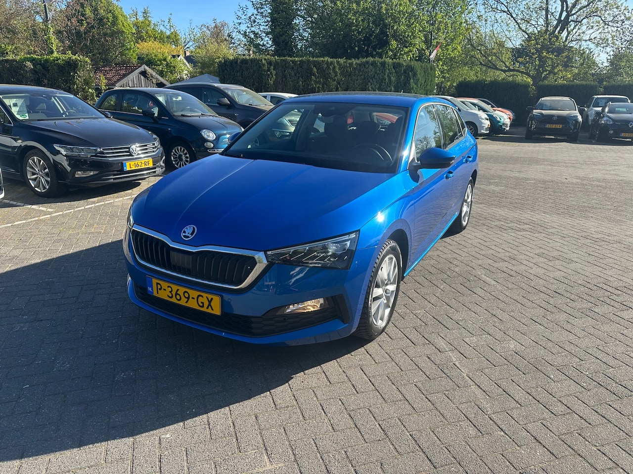 Skoda Scala - 1.0 TSI Business Edition 1.0 TSI Business Edition , navigatie , pdc met camera - AutoWereld.nl
