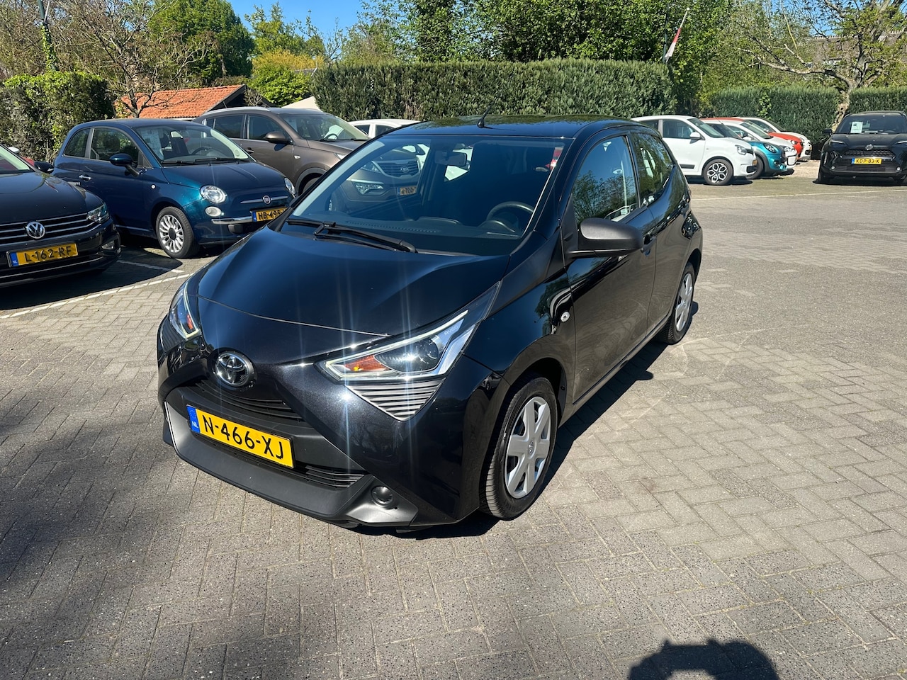 Toyota Aygo - 1.0 VVT-i x-fun 1.0 VVT-i x-fun - AutoWereld.nl