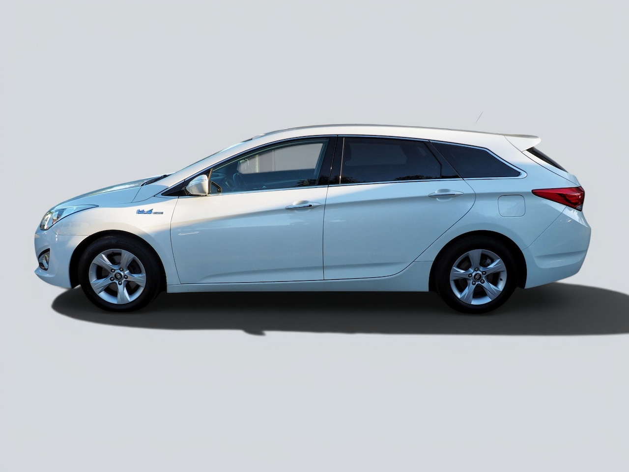 Hyundai i40 Wagon - 1.6 GDI Blue Business LUXE! LEDER TREKH.